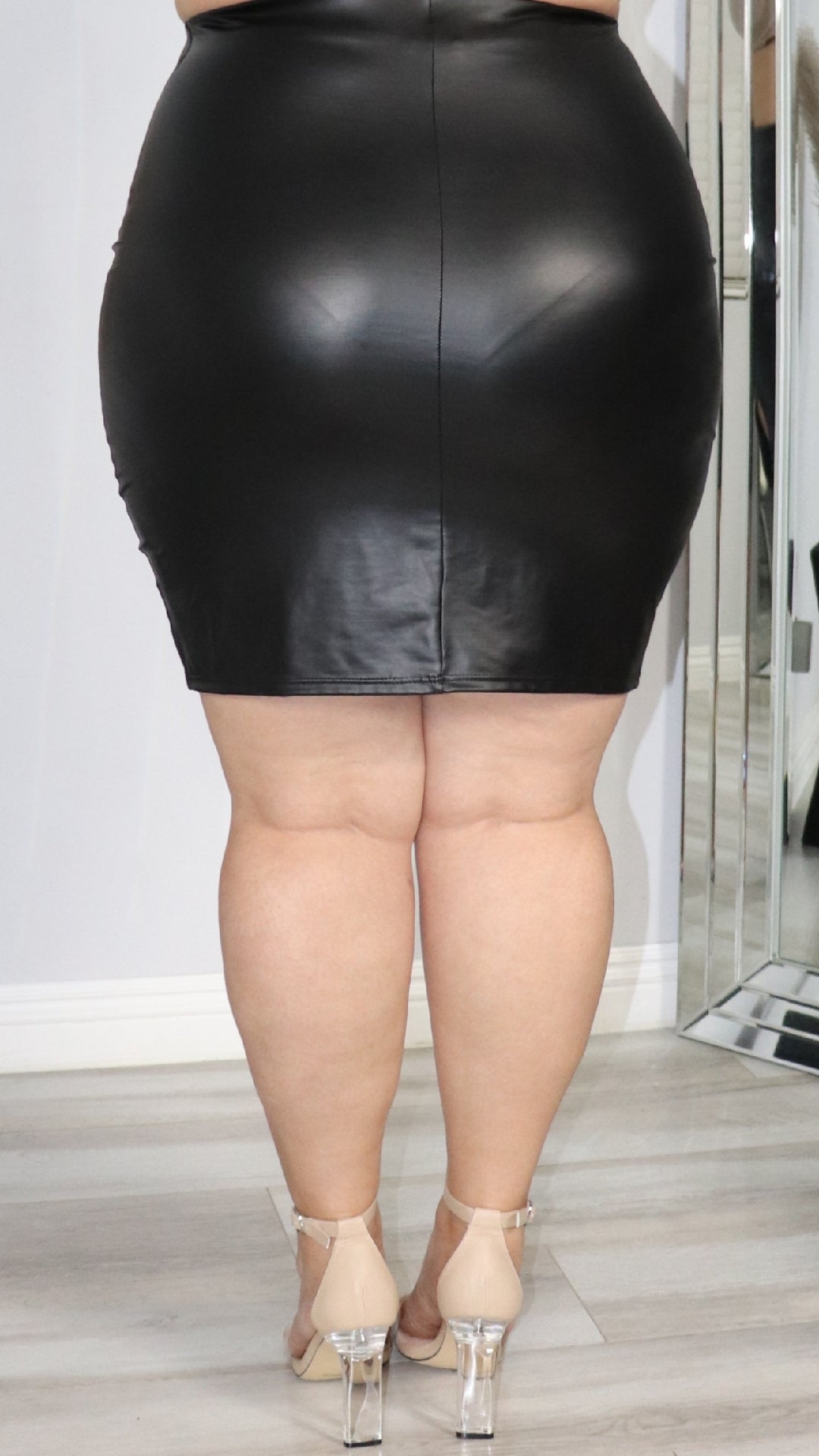 High Demand Skirt (Black)